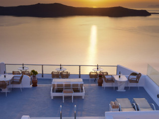 Vallas Apartments & Villas Santorini