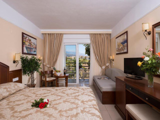 VANTARIS BEACH HOTEL