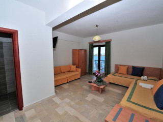 Vassilias Beach Hotel