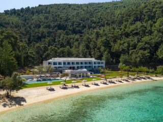 VATHİ COVE LUXURY RESORT