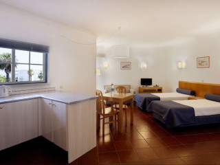 Vau MS Apartments