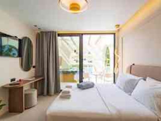 Vaya Suites by Omilos Hotels