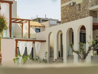 Vaya Suites By Omilos Hotels
