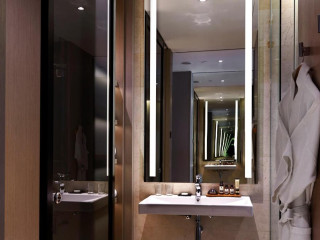 VE Hotel & Residence