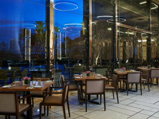 VE Hotel & Residence