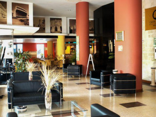 VEDADO - SAINT JOHN'S