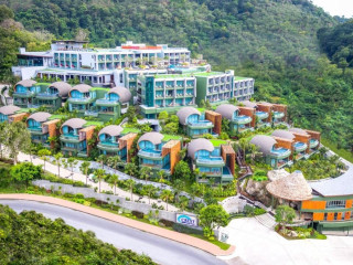 Crest Resort & Pool Villas Phuket