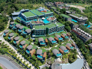 Crest Resort & Pool Villas Phuket