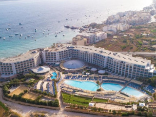 db Seabank Resort & Spa