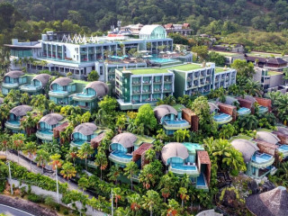 Crest Resort & Pool Villas Phuket