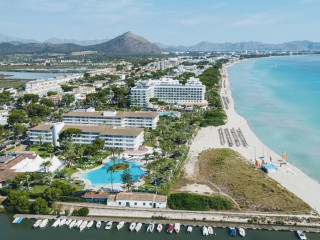 Playa Esperanza Resort