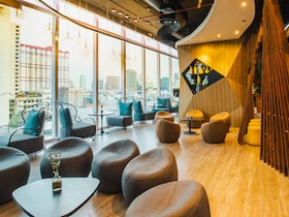 VELA DHI GLOW PRATUNAM