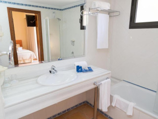 Vell Mari Hotel & Resort