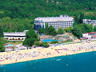 Elpida Beach /former Vemara beach/