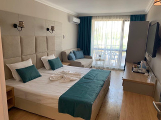 SPERANTA BEACH HOTEL 4* AND VILLAS 2*