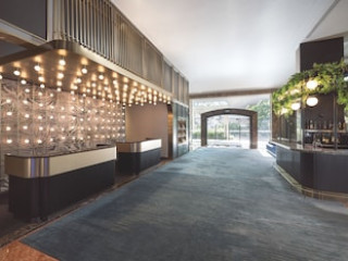 VIBE HOTEL SINGAPORE ORCHARD