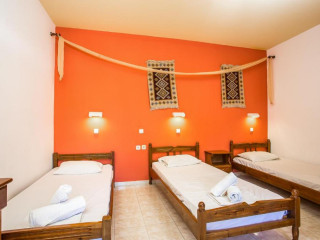 Vicky s Studios