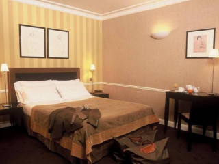 Victoires Opera Hotel