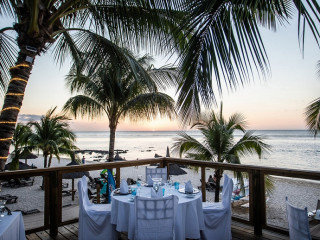 Victoria Beachcomber Resort & Spa