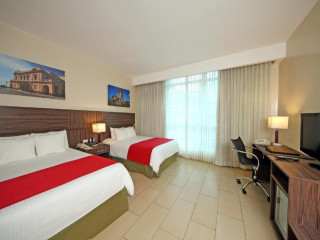 Victoria Hotel & Suites Panama