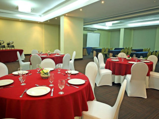 Victoria Hotel & Suites Panama