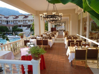 Regency Beach Hotel