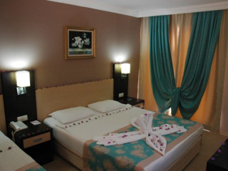 Larisa 12 (St. Vlas) Not defined