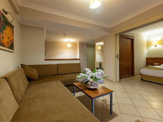 Danai Beach Resort & Villas