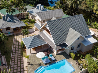 Villa Aya