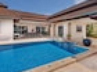 Villa Bos Near the Beach of Jomtien