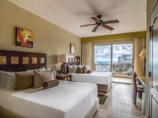 Villa Del Palmar Cancun
