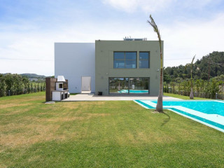 Villa Eleven