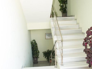 Villa Erdeti Studio & Apartment
