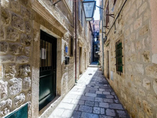 Villa Flores - Apartments