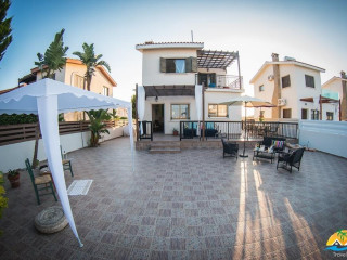 Villa George