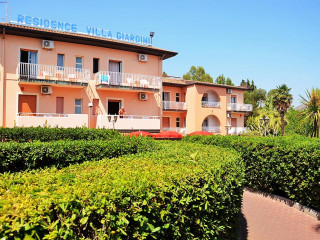 VILLA GIARDINI RESIDENCE