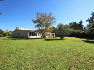 Villa Golfinho