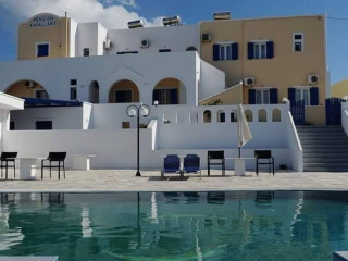 Villa Kavallaris & Apartments Santorini