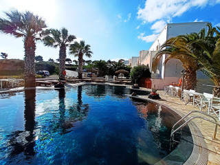 Villa Manos Santorini