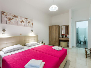 Villa Maroula Apartments