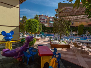 VILLA MOONFLOWER APART HOTEL