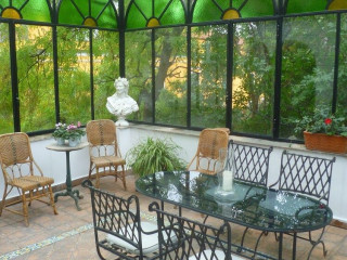 VILLA SAN GENNARIELLO B&B