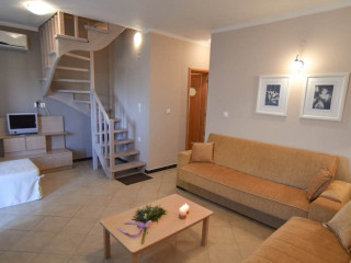 Villa Theodora