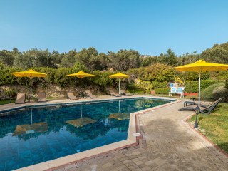Villehardouin Farm Estate