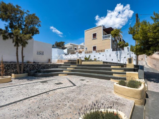 Vina's Place City Center