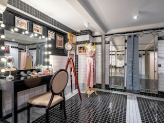 VINCE HOTEL PRATUNAM (SHA)