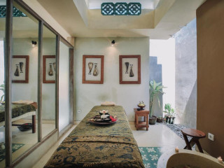 Visakha Sanur by Puri Signatures