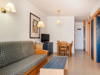 Vistasol Apts.