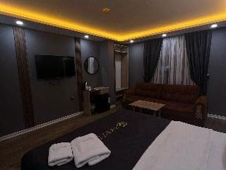 Viv City Hotel