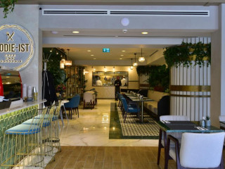 Vogue Supreme Istanbul Hotel